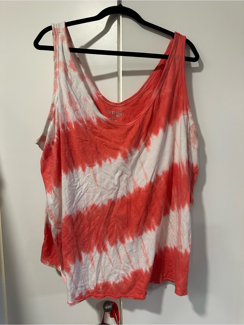 Women’s Red Orange & White Tie-Dye Scoop Neck Tank Top 3x